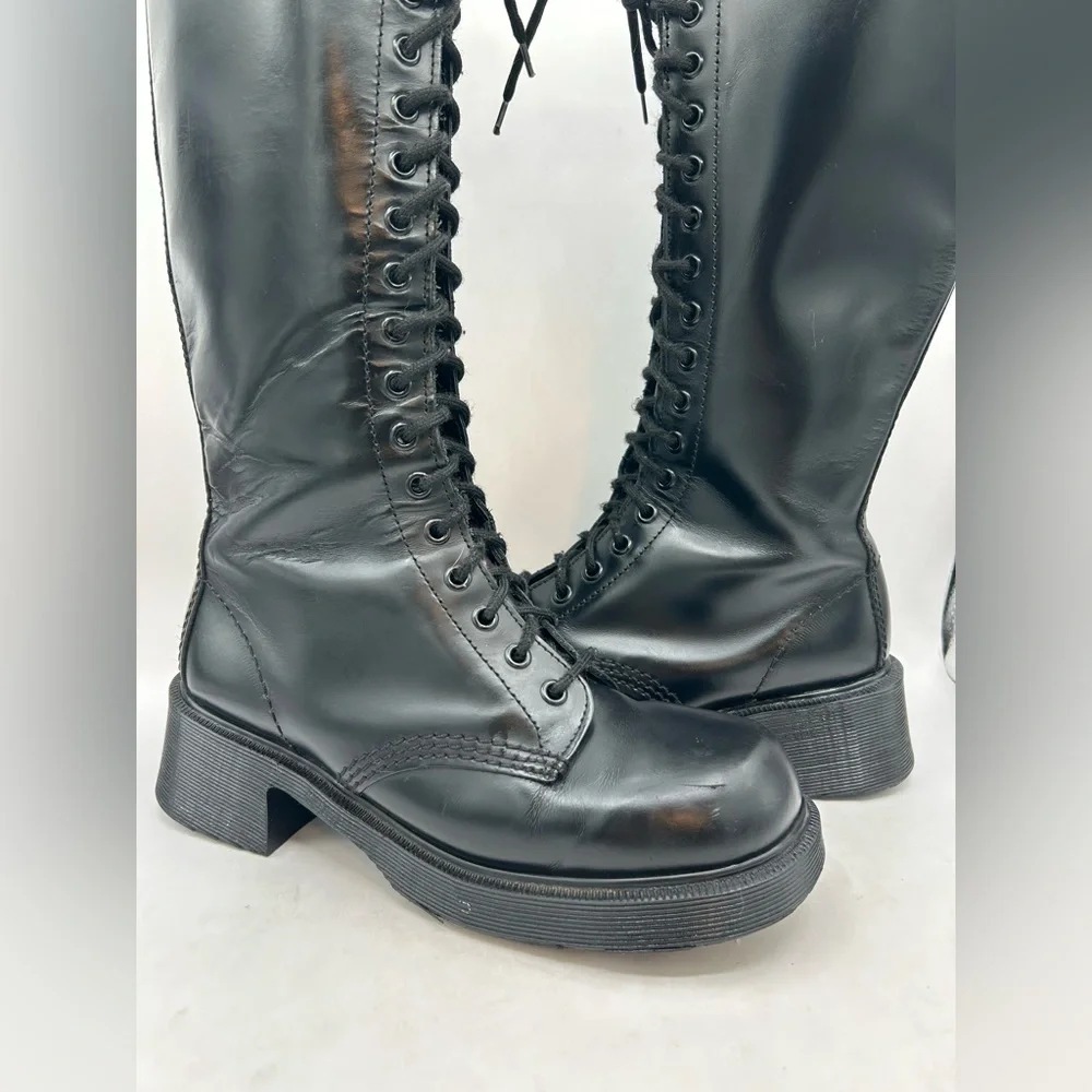 Vintage 90s MIE Dr. Martens Black 1420 Chunky
Square Toe 20 Eye Boot UK 5 US 7 - Picture 7 of 15
